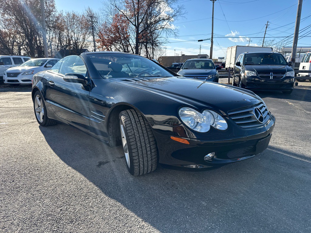 2004 Mercedes-Benz SL-Class Image 3