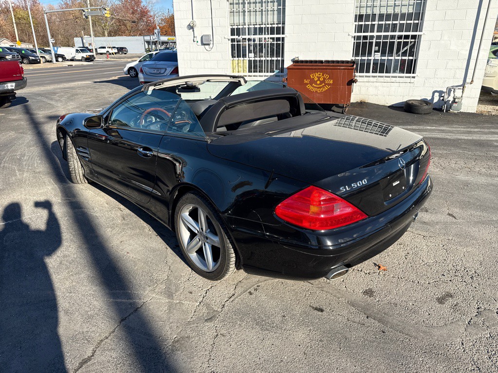 2004 Mercedes-Benz SL-Class Image 8