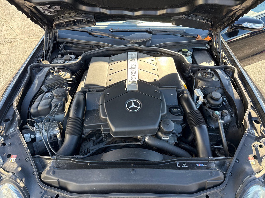2004 Mercedes-Benz SL-Class Image 23