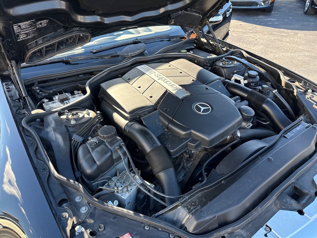 2004 Mercedes-Benz SL-Class Image 24