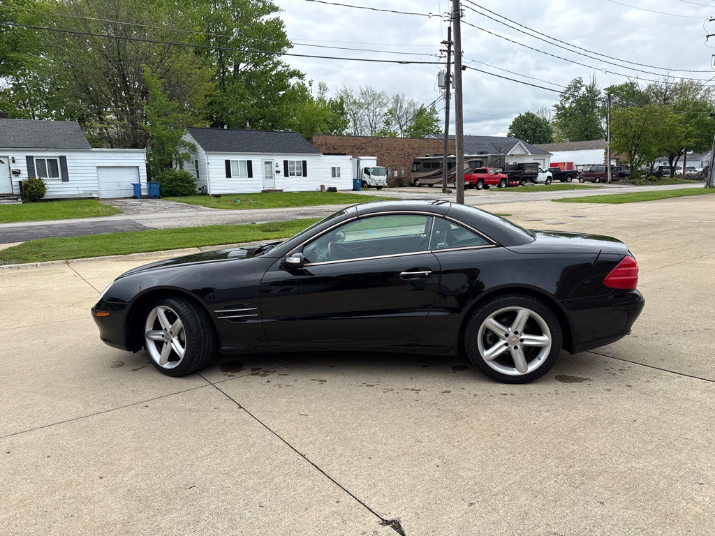 2004 Mercedes-Benz SL-Class Image 5
