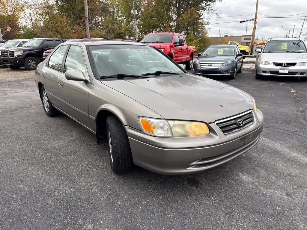 2001 Toyota Camry Image 3