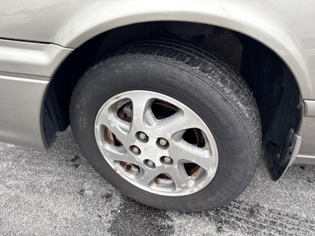 2001 Toyota Camry Image 17