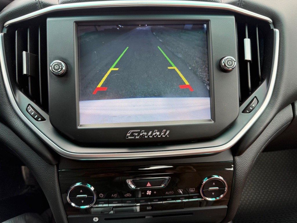2014 Maserati Ghibli Image 16