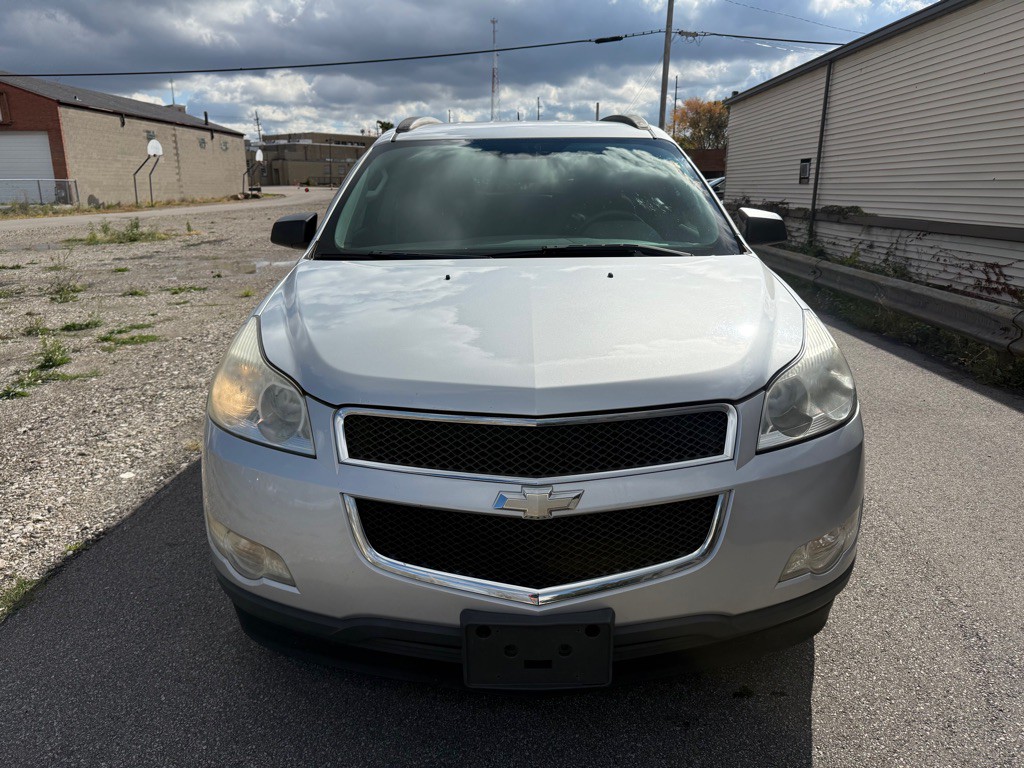 2011 Chevrolet Traverse Image 8