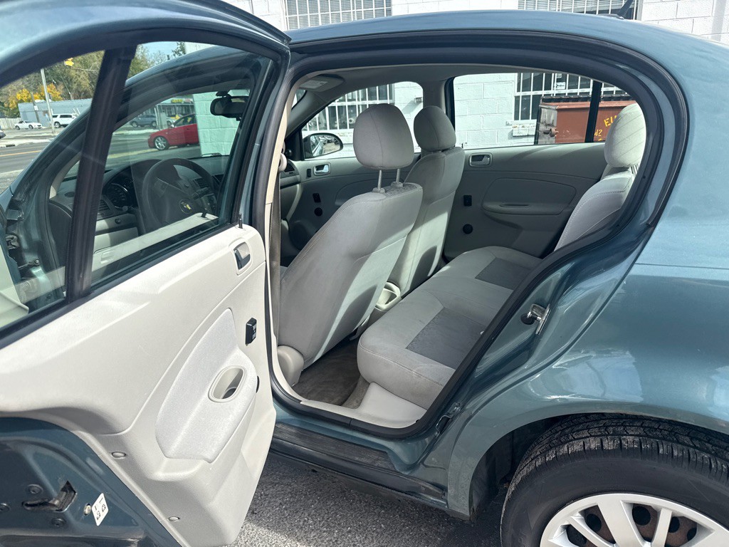 2009 Chevrolet Cobalt Image 12