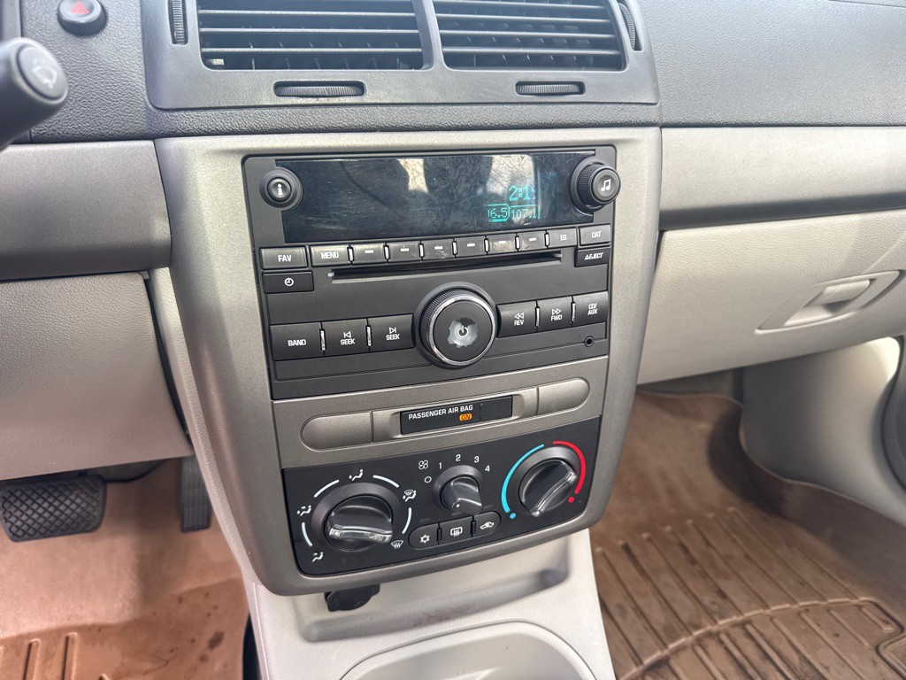 2009 Chevrolet Cobalt Image 17