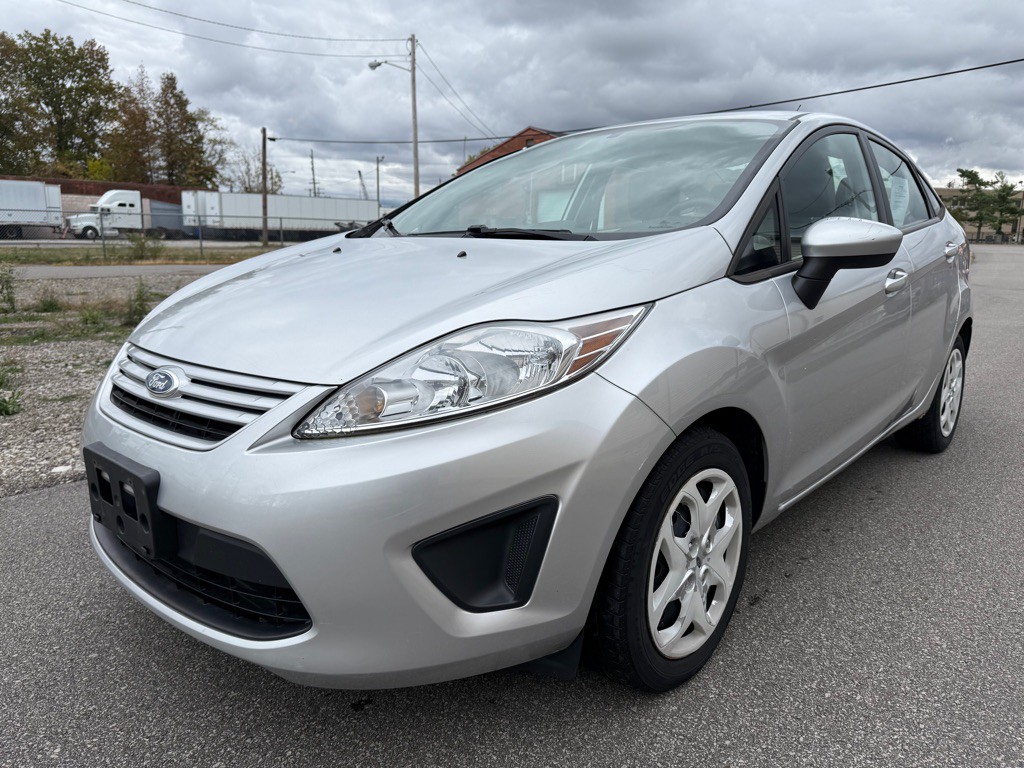 2012 Ford Fiesta Image 7