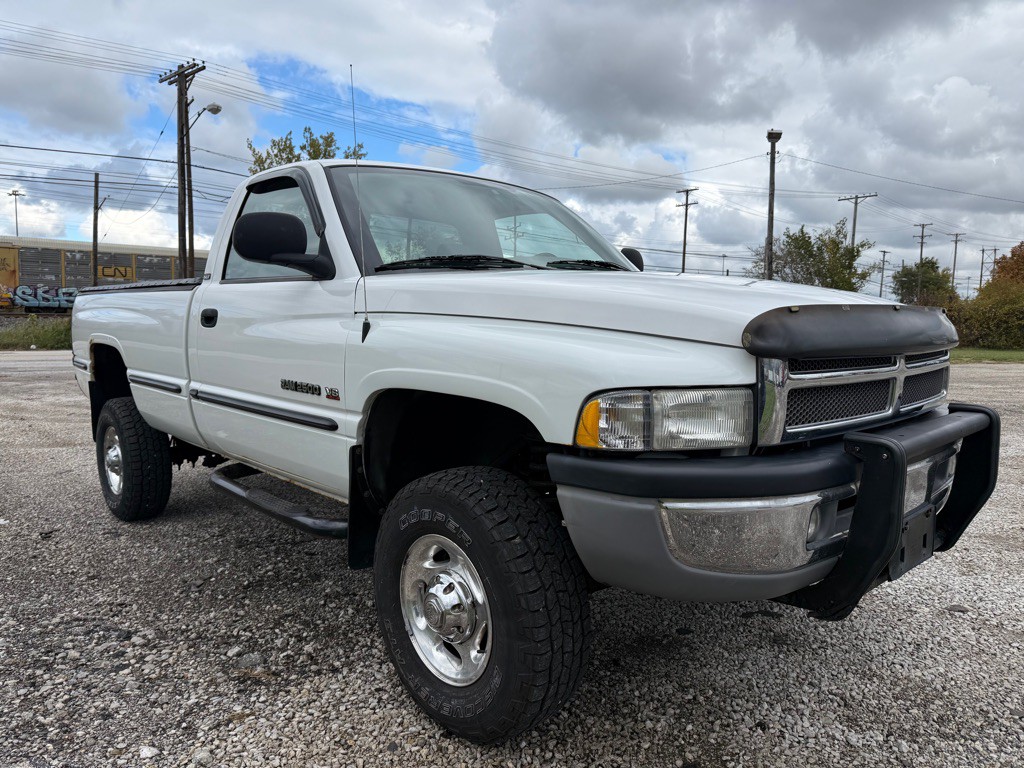 2002 Dodge Ram 2500 Image 1