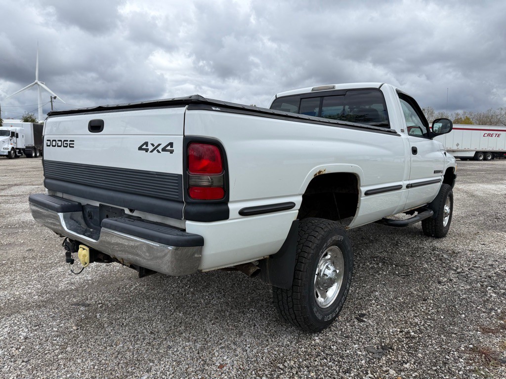 2002 Dodge Ram 2500 Image 3