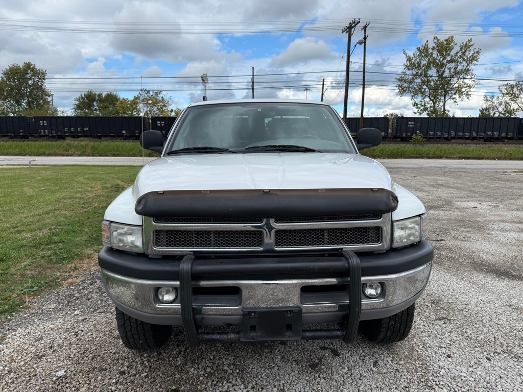 2002 Dodge Ram 2500 Image 8