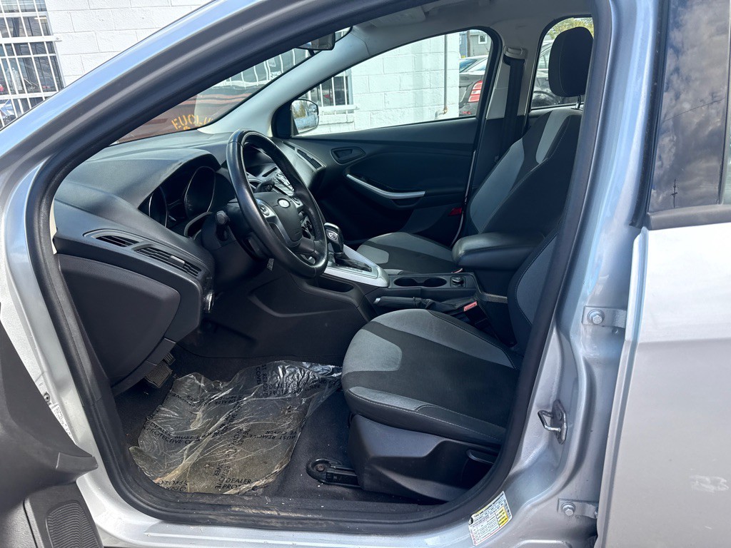 2012 Ford Focus Image 10