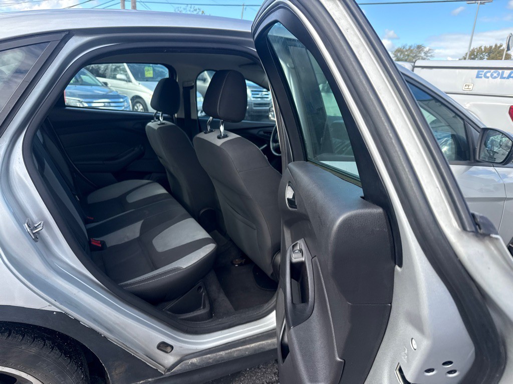 2012 Ford Focus Image 13