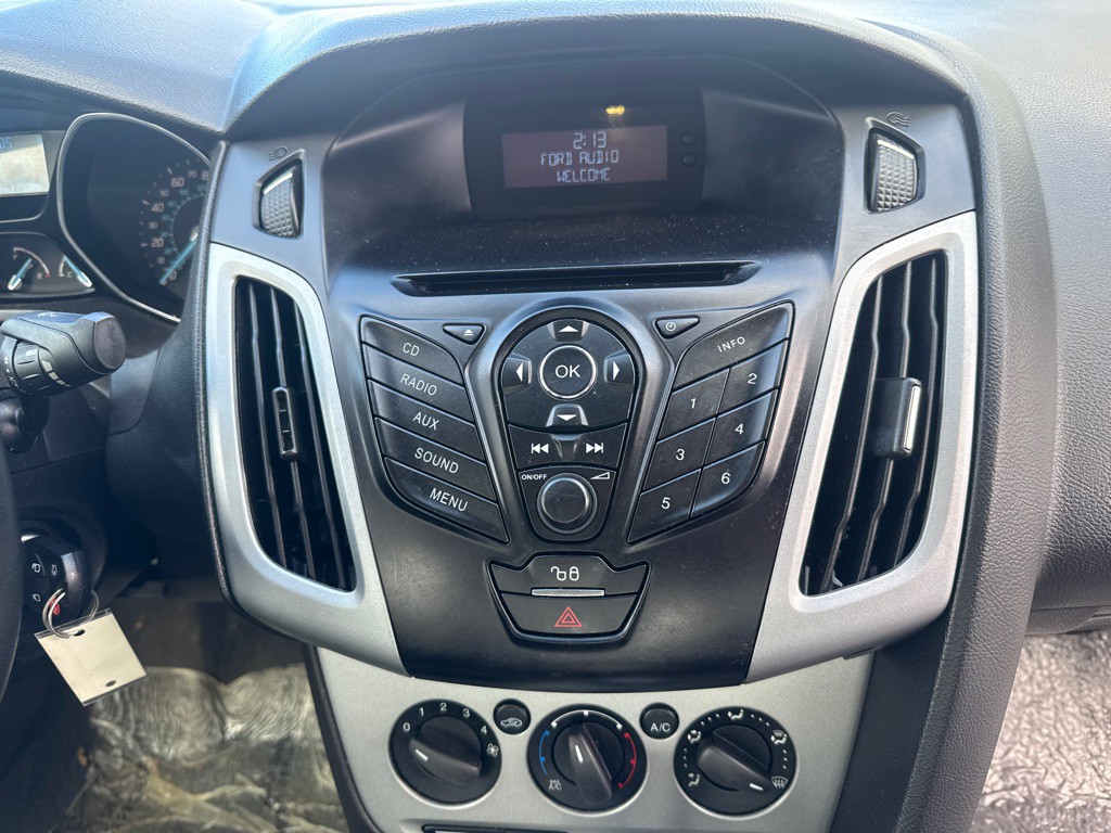 2012 Ford Focus Image 15