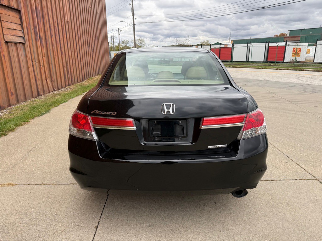 2012 Honda Accord Image 4