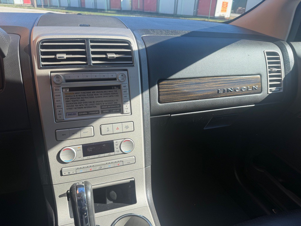 2007 Lincoln MKX Image 14