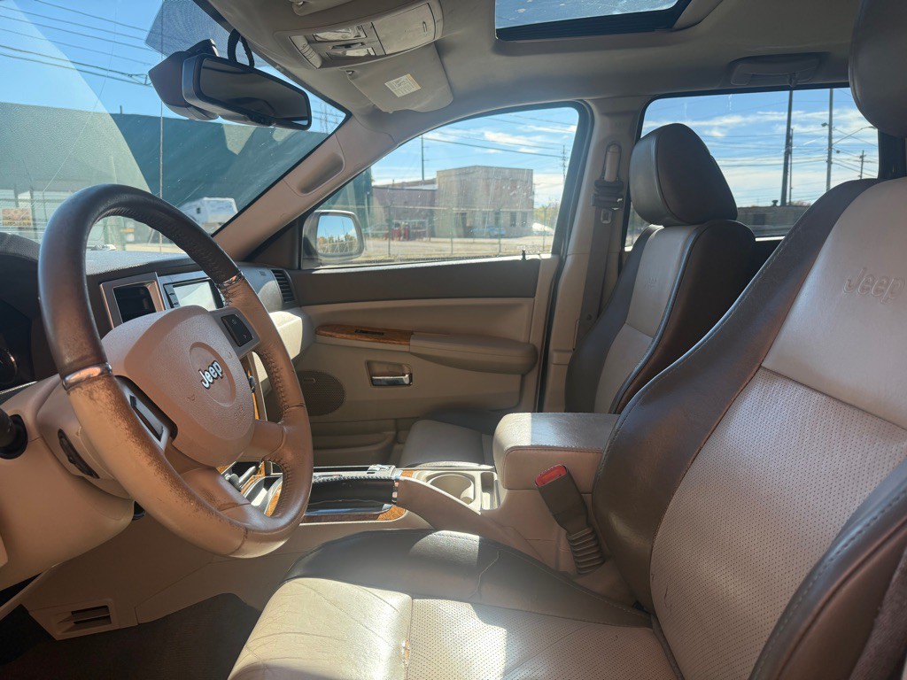 2008 Jeep Grand Cherokee Image 9