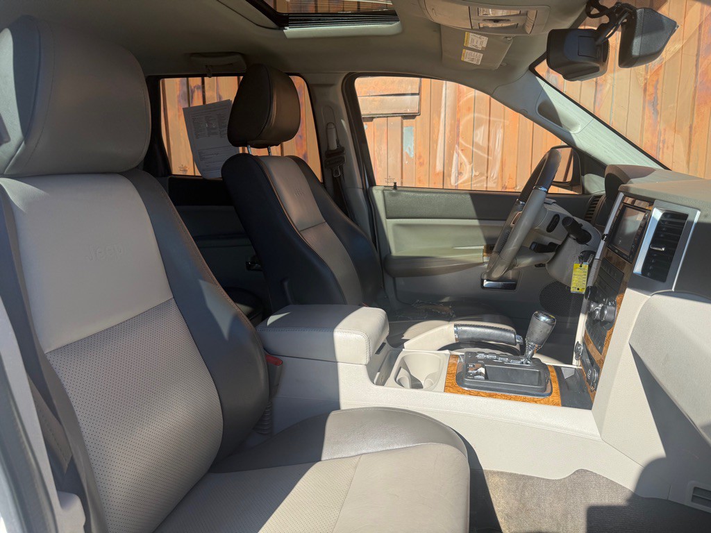 2008 Jeep Grand Cherokee Image 10