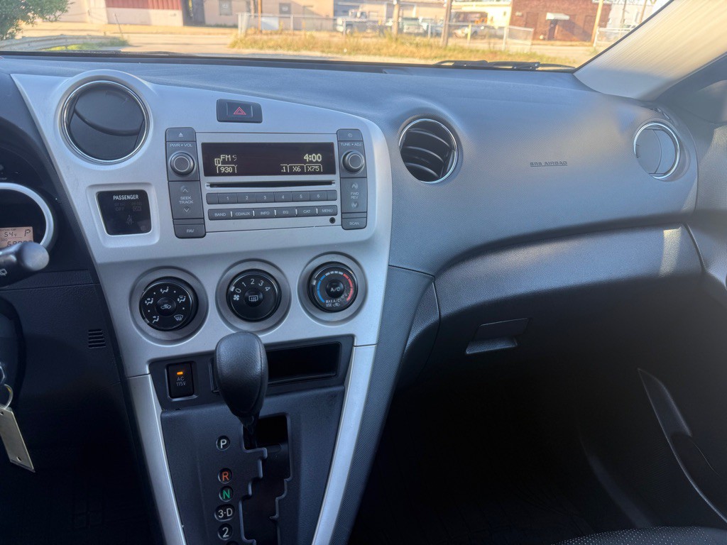 2009 Pontiac Vibe Image 13