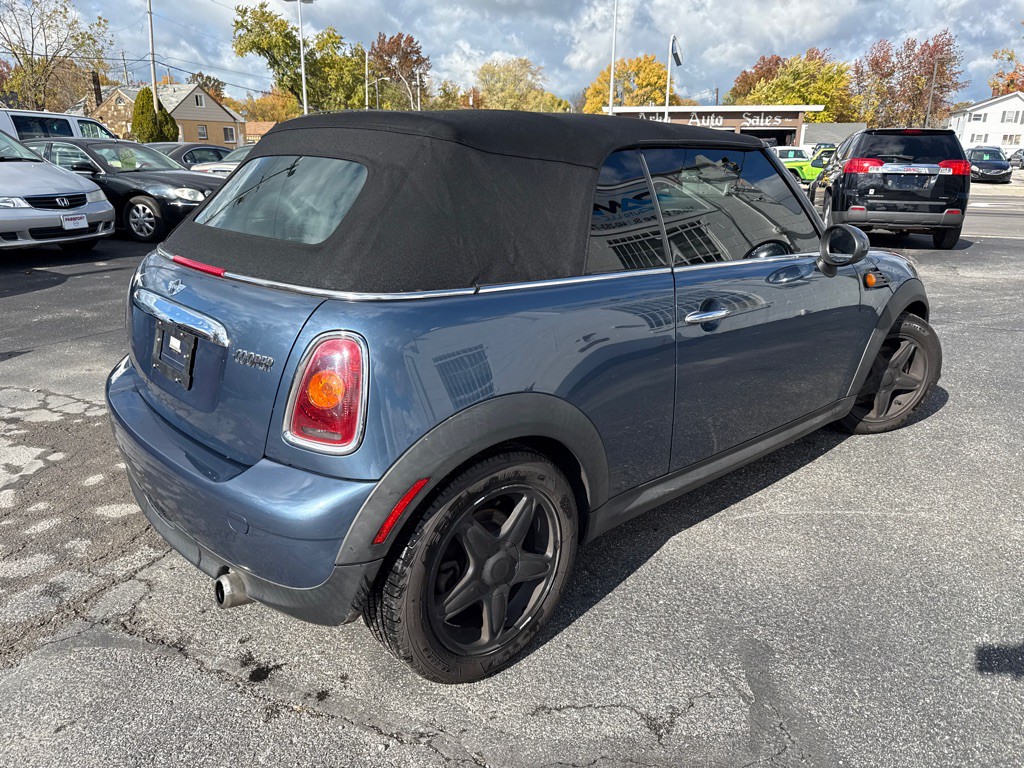 2010 MINI Cooper Image 8