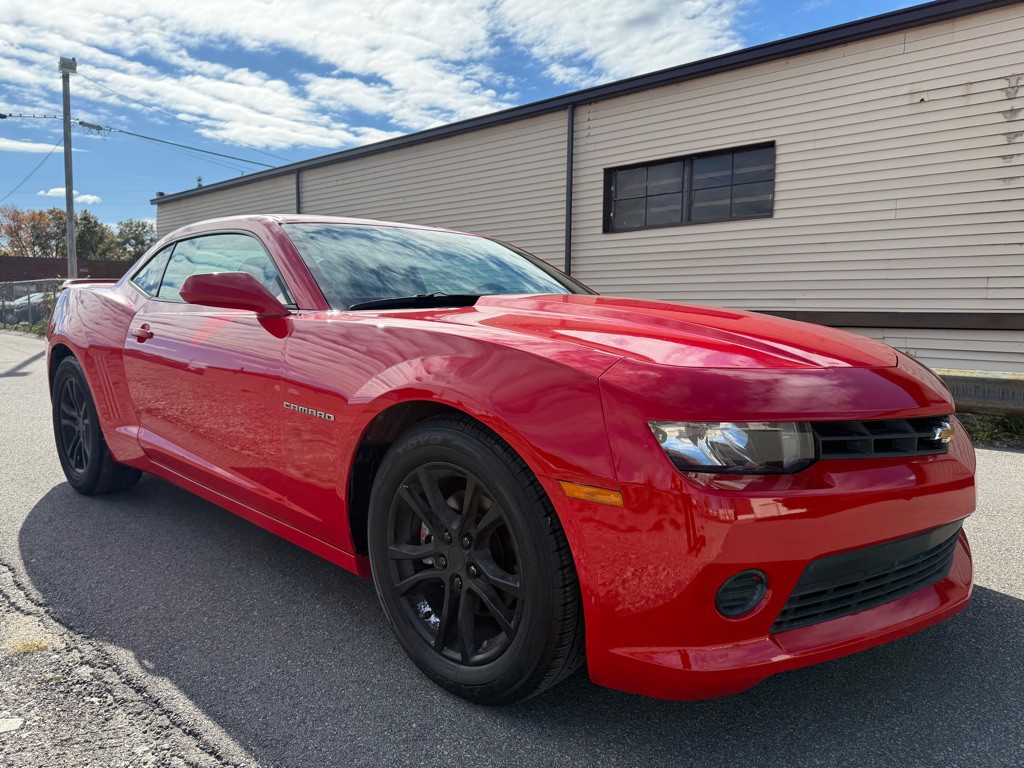 2015 Chevrolet Camaro Image 1