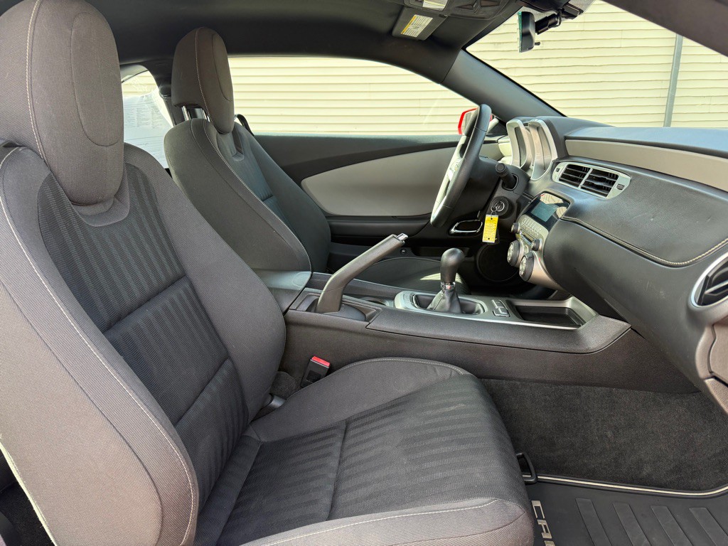 2015 Chevrolet Camaro Image 10