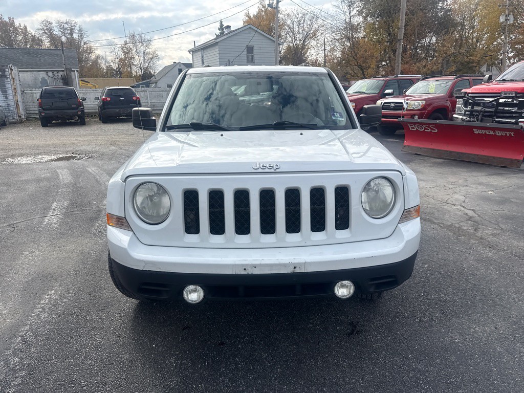 2011 Jeep Patriot Image 2