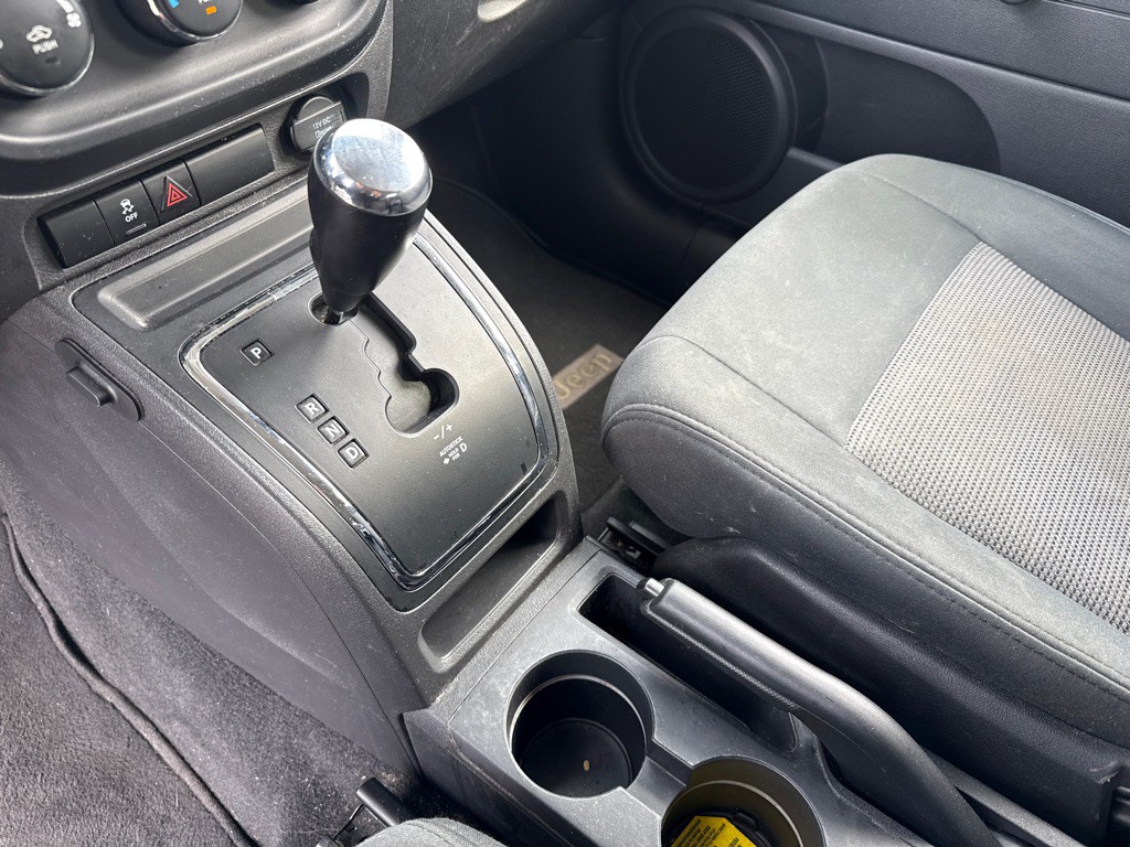 2011 Jeep Patriot Image 16