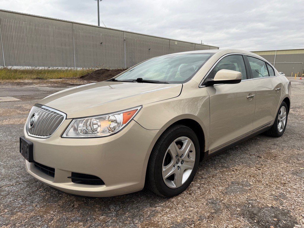 2010 Buick Lacrosse Image 7