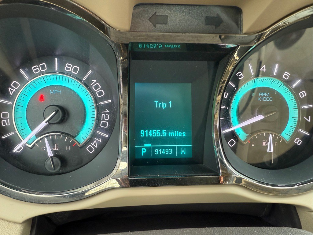 2010 Buick Lacrosse Image 13