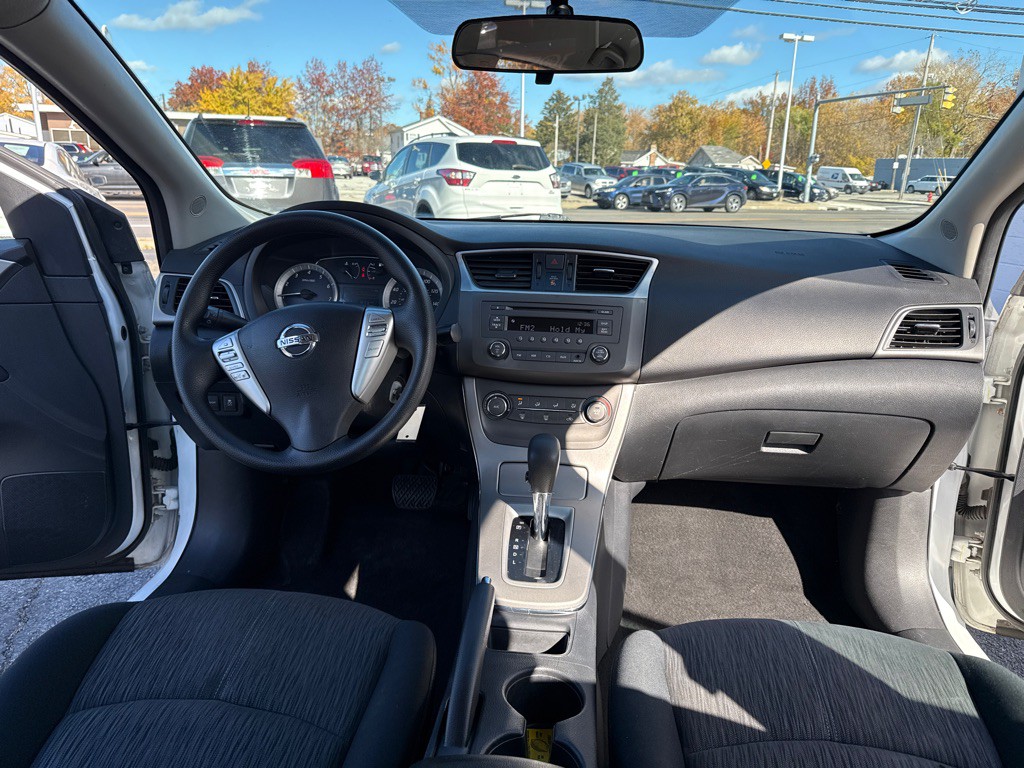 2014 Nissan Sentra Image 9