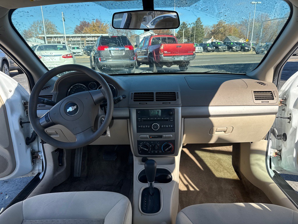 2007 Chevrolet Cobalt Image 9