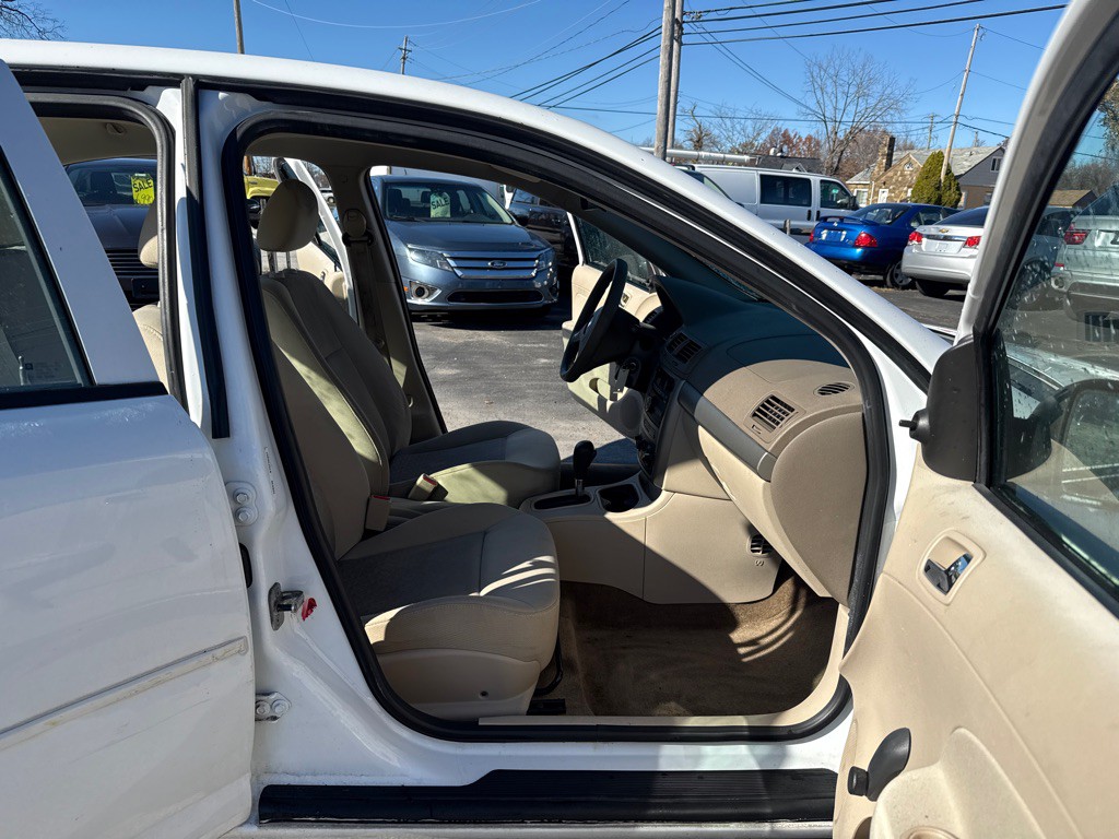 2007 Chevrolet Cobalt Image 11