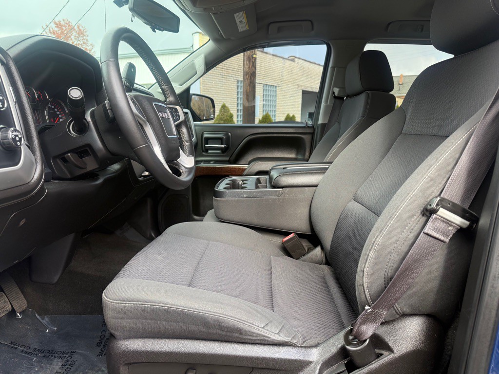 2015 GMC Sierra Image 9