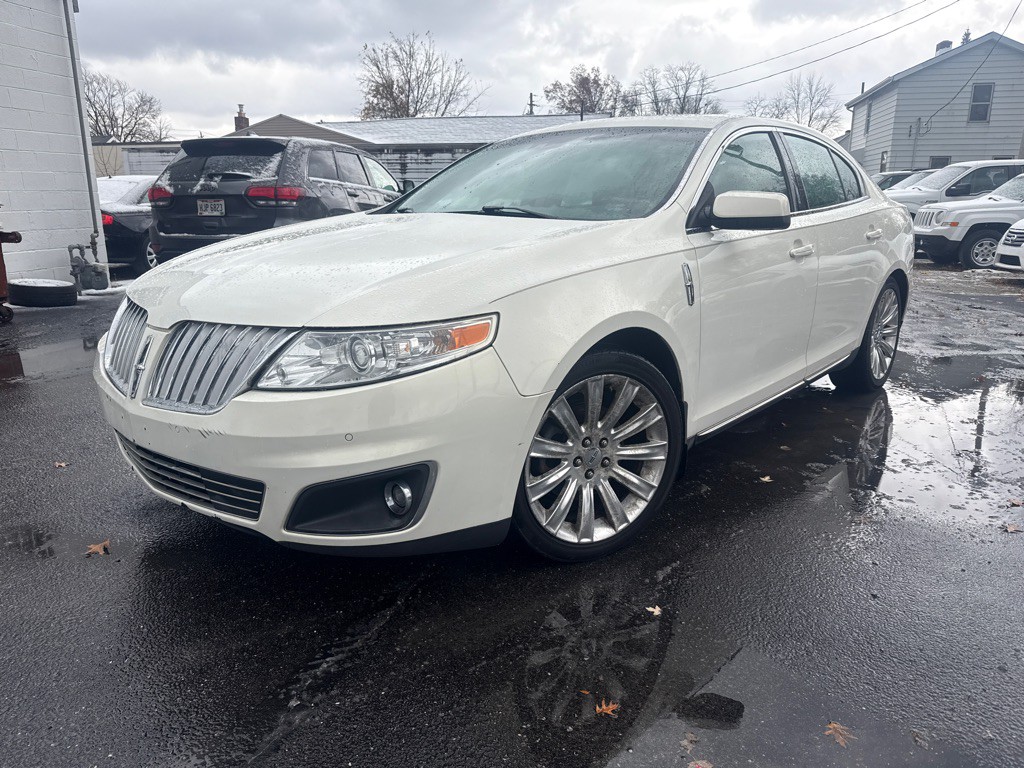 2012 Lincoln MKS Image 1