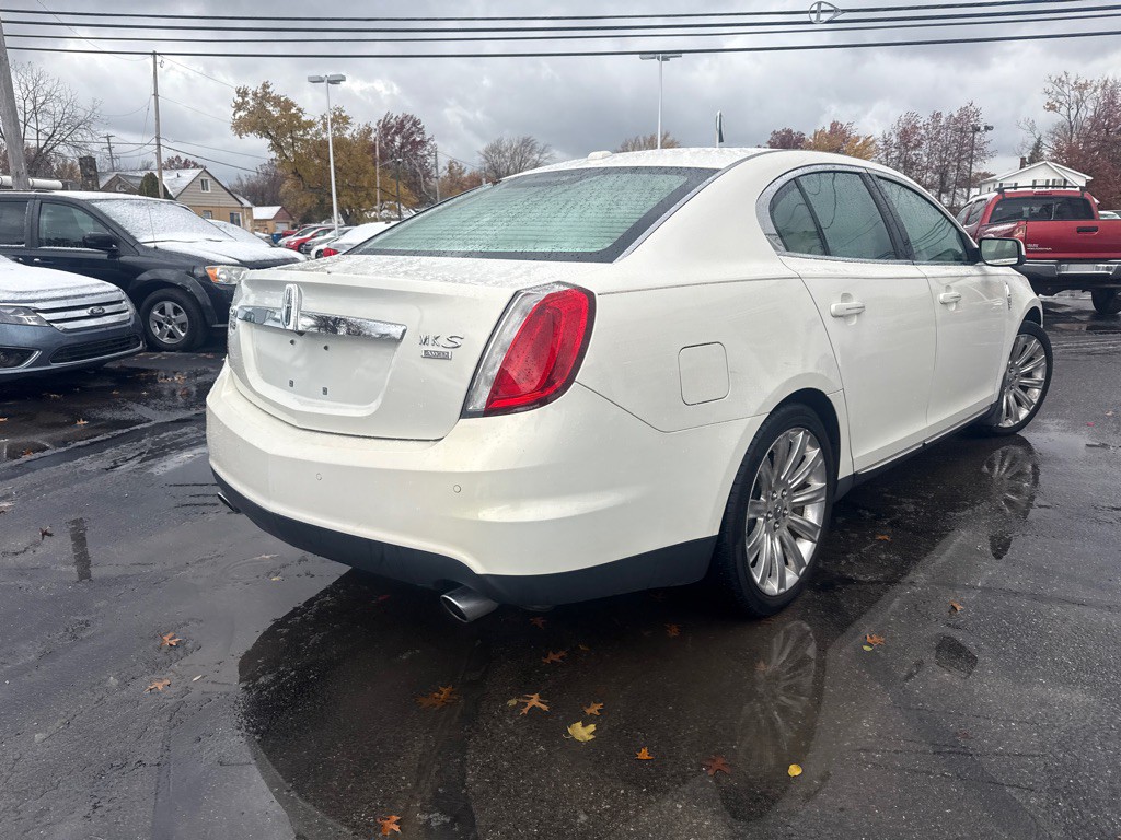 2012 Lincoln MKS Image 6