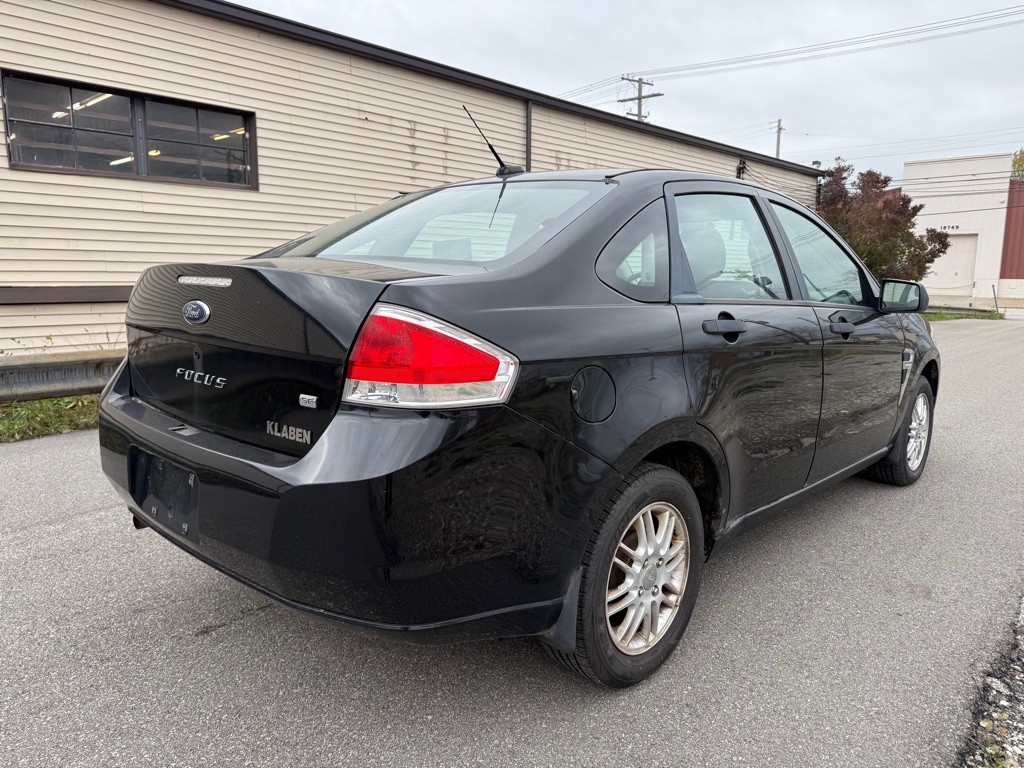 2008 Ford Focus Image 3