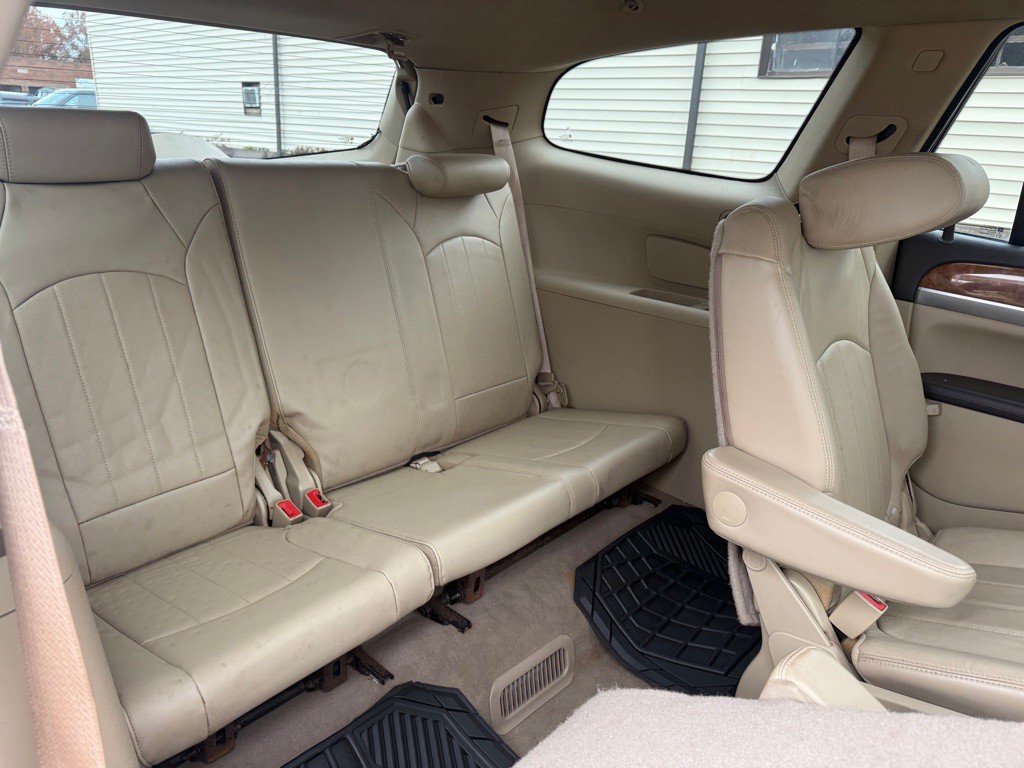 2012 Buick Enclave Image 13