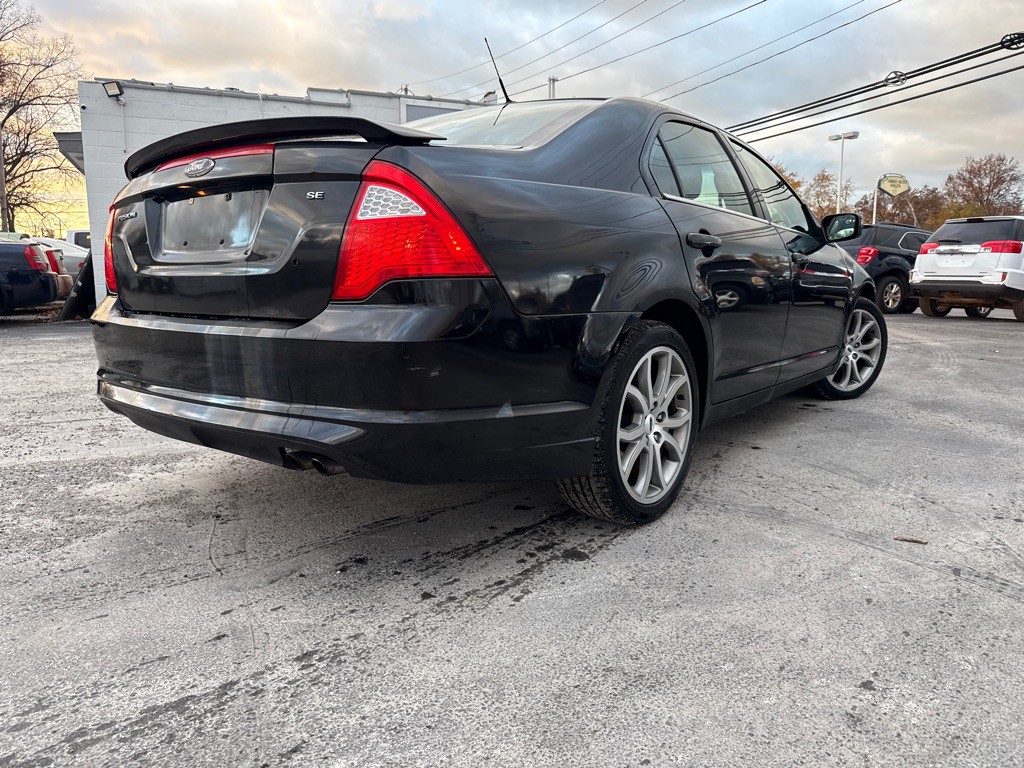 2012 Ford Fusion Image 6