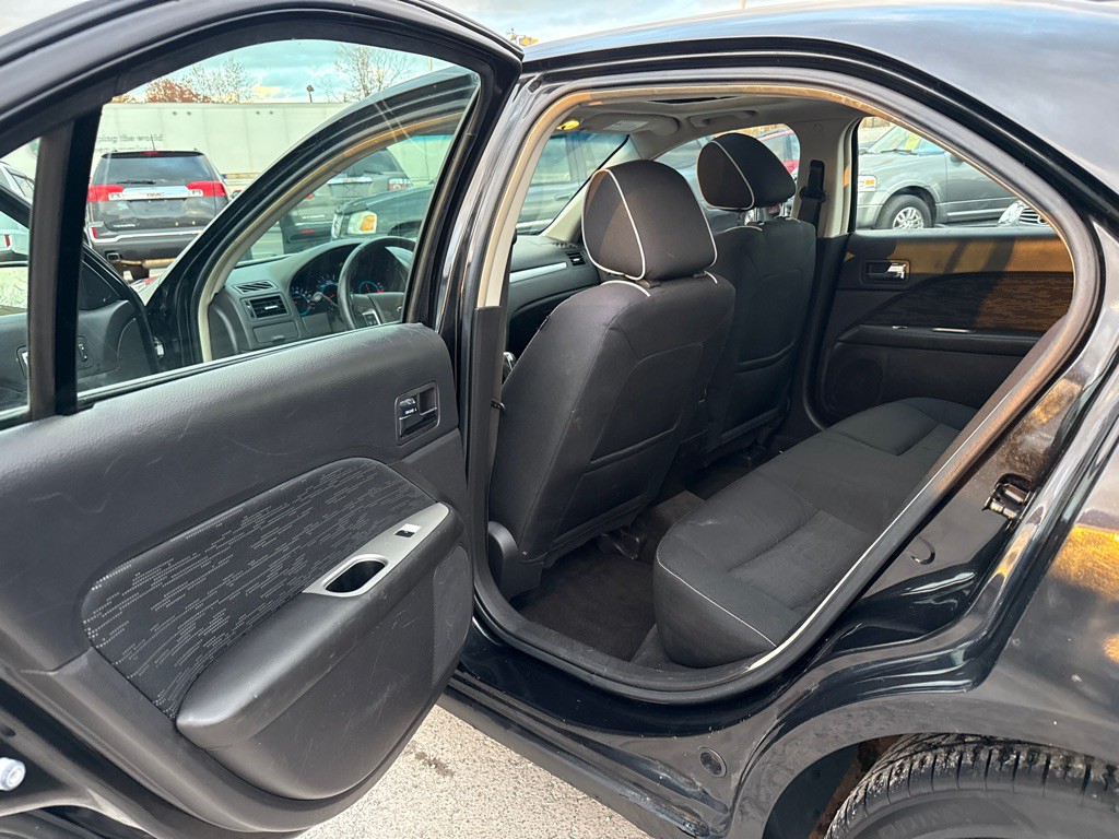 2012 Ford Fusion Image 12