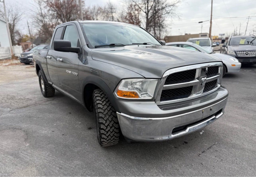 2011 Dodge Ram 1500 Image 3