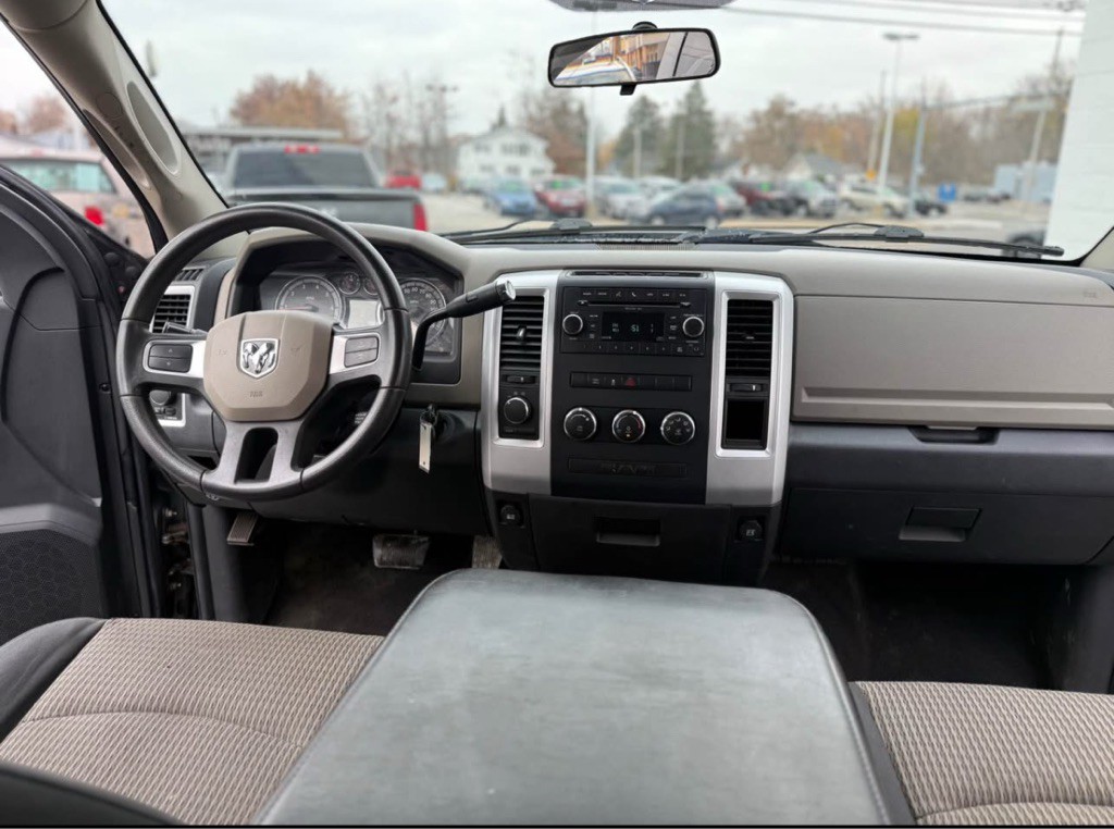 2011 Dodge Ram 1500 Image 9