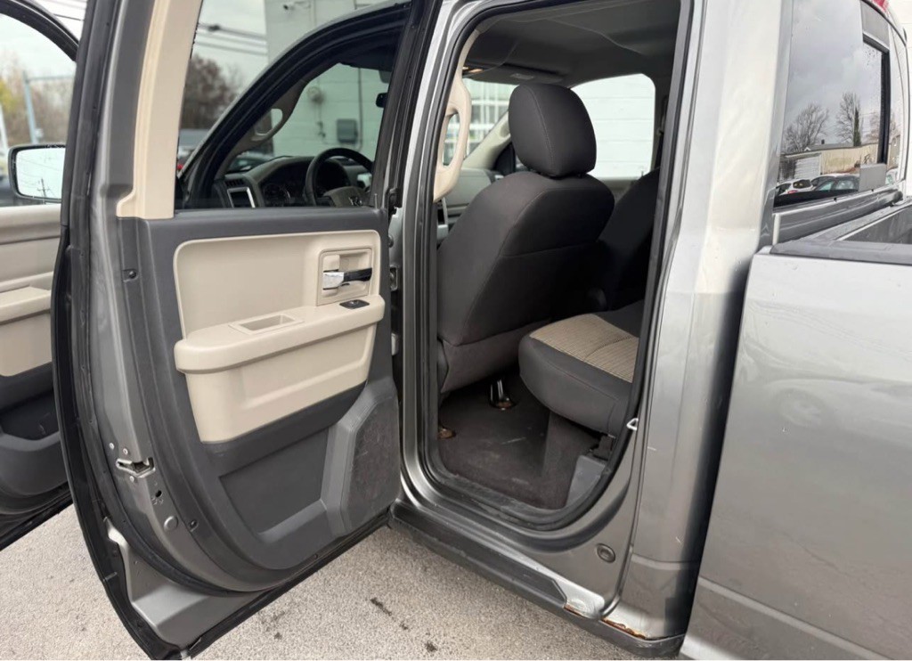 2011 Dodge Ram 1500 Image 13