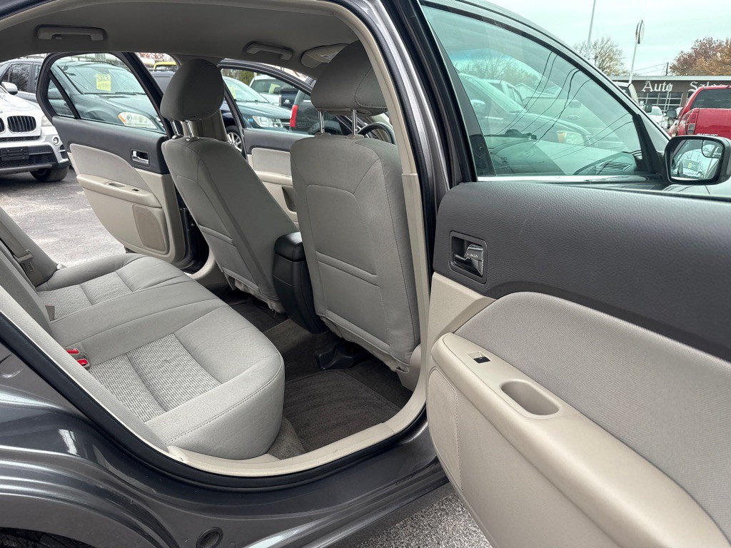 2012 Ford Fusion Image 13