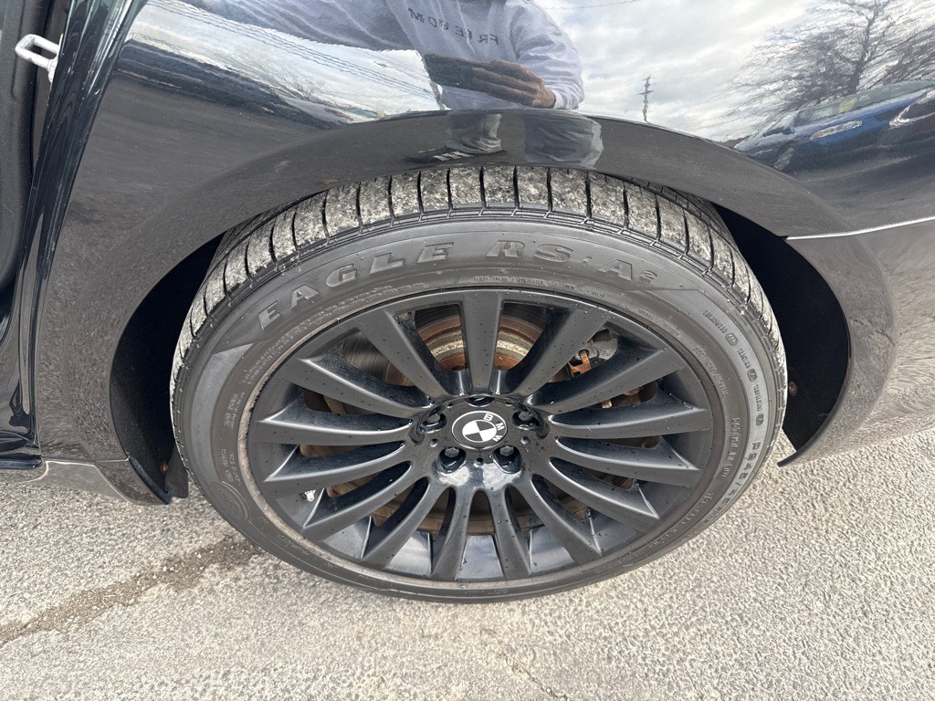 2012 BMW 7 Series Image 14