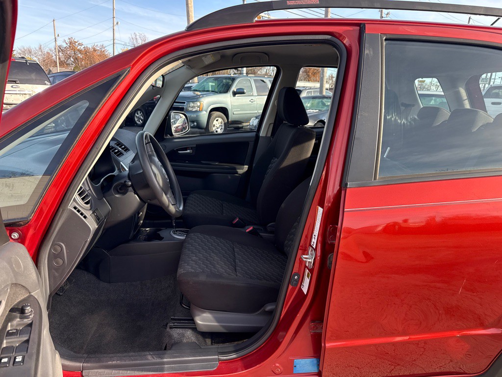 2008 Suzuki SX4 Image 10