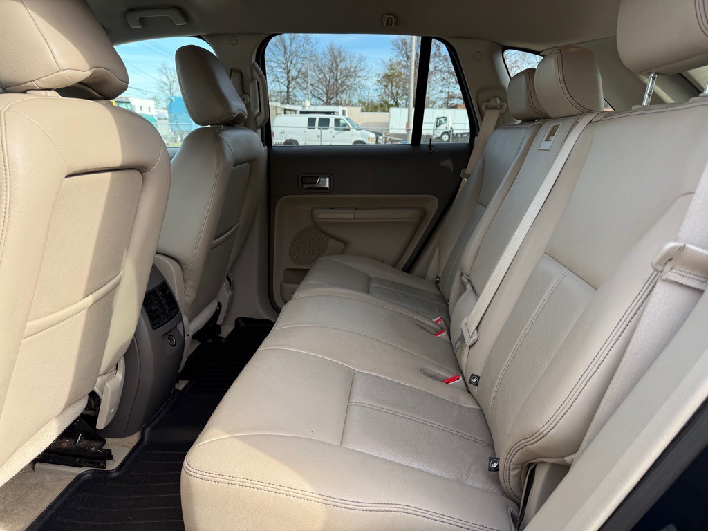 2010 Ford Edge Image 11