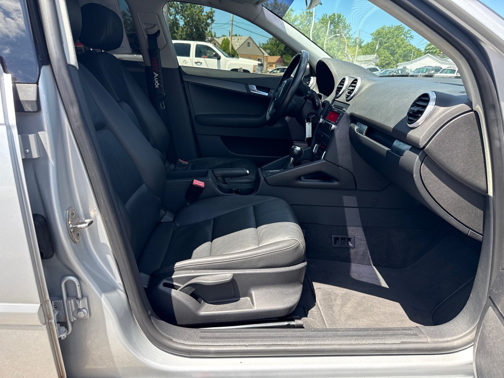 2011 Audi A3 Image 11