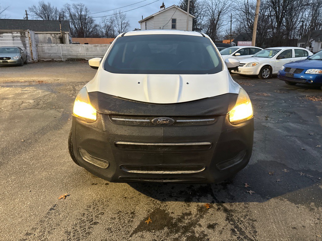2016 Ford Escape Image 2