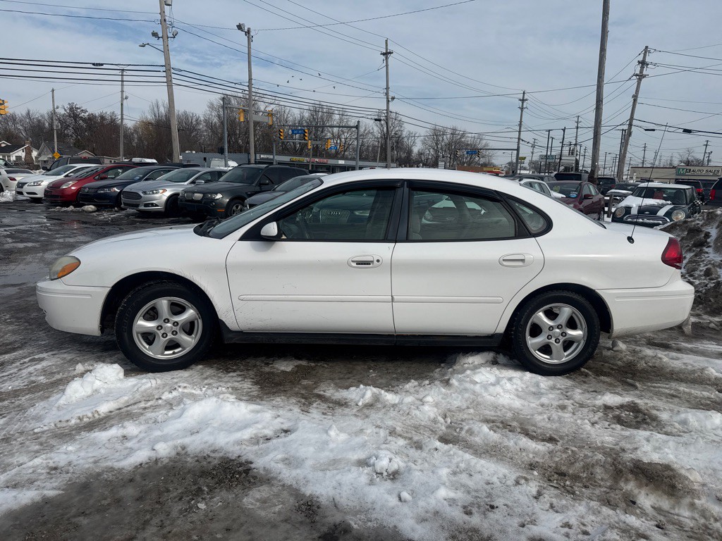 2006 Ford Taurus Image 4